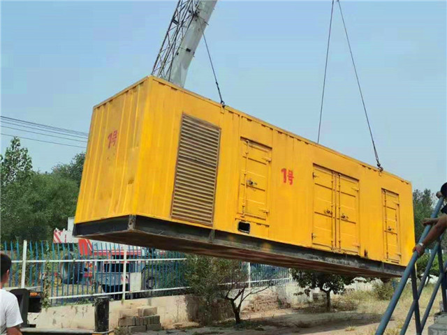鼎城300KW柴油发电机组油耗是多少?